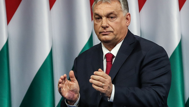 Hol tart Orbán Viktor brandépítése?