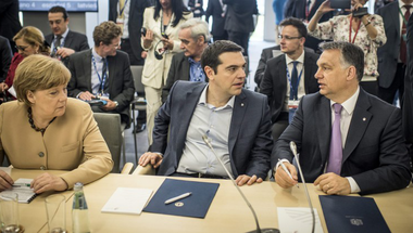 Négy tanulság, melyeket a görögök vergődése üzen Orbán Viktornak