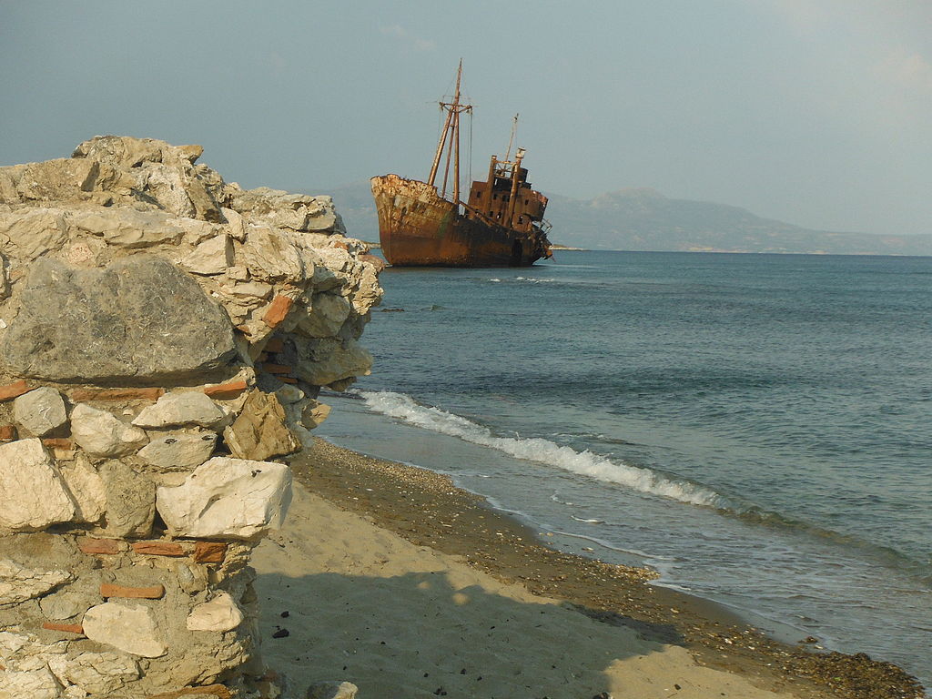 1024px-gytheio_wreck_of_agios_dimitrios_v3.JPG