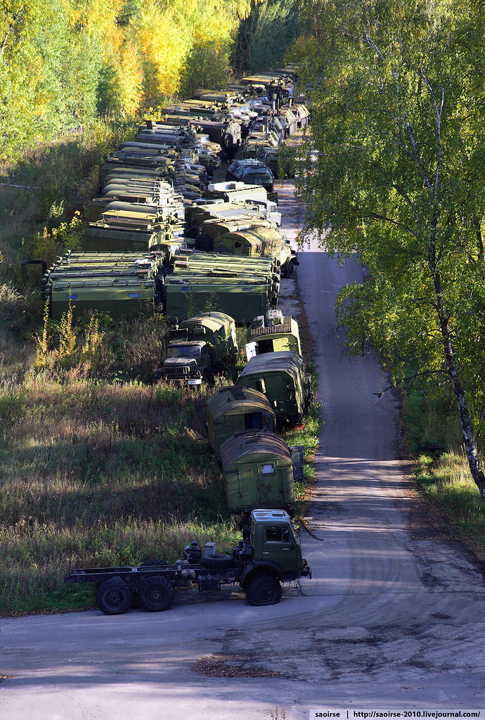 abandoned-base-soviet-military-equipment-11.jpg