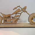 Harley Davidson motor fából órával, motorosoknak ajándék:)