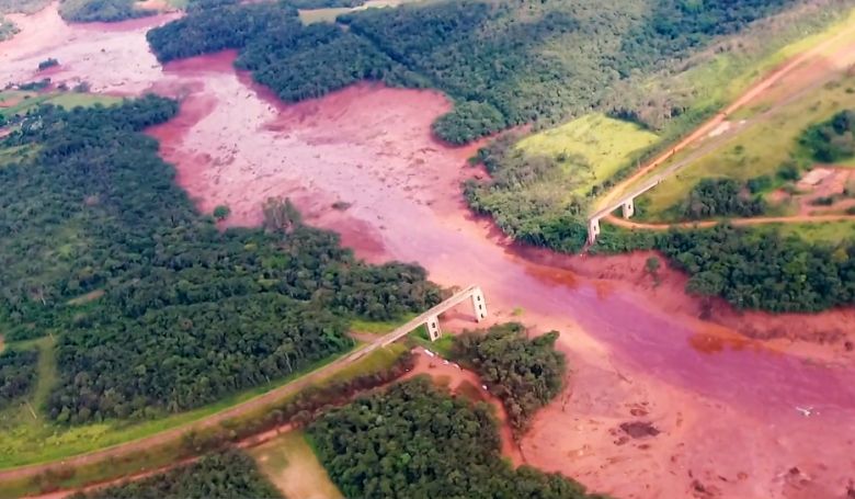 Brazil gátszakadás - evakuálják a lakosságot