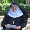 „Hát mind megőrültetek?” - kérdezi a magát baloldali feministának tartó apáca
