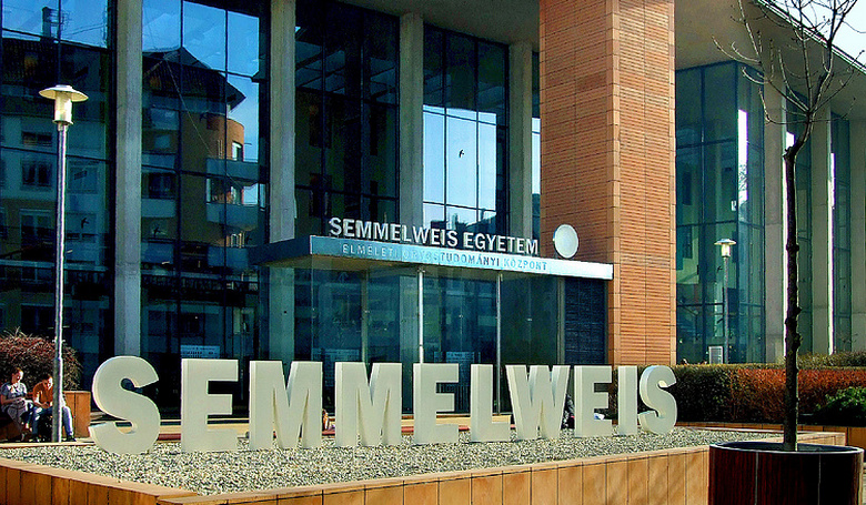 Nyári egyetemmel indul a Semmelweis Egyetem jubileumi tanéve