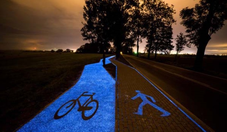 Éjjel világító, „napfény-töltéses” bicikliút – a lengyelek számára már nem álom