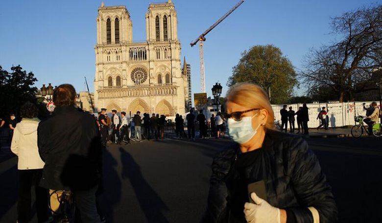 Újraindulnak a Notre-Dame helyreállítási munkálatai