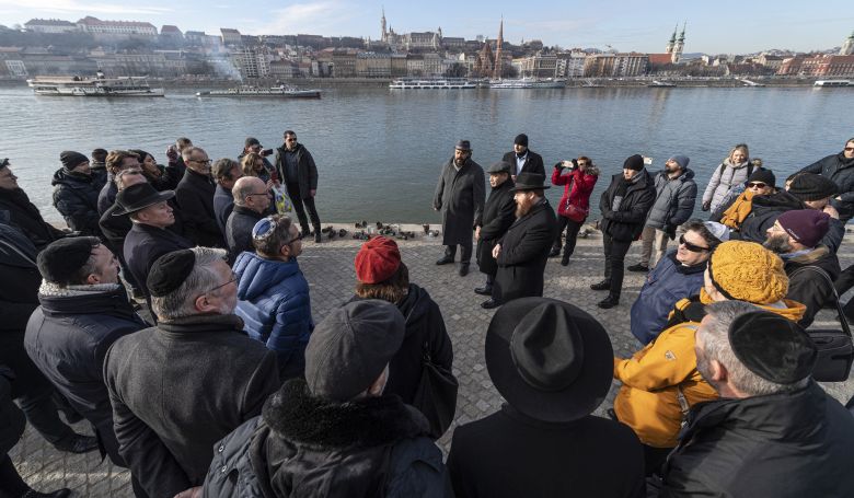 A holokauszt magyarországi áldozataira emlékeztek Budapesten