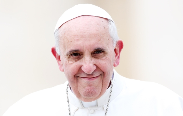 A kritikák jót tesznek a pápának