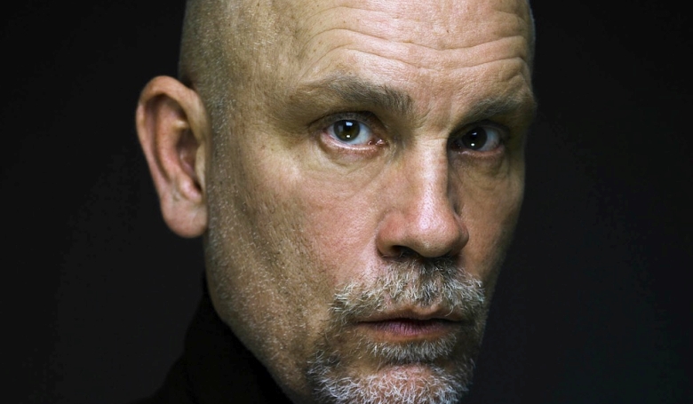 John Malkovich: Ha nem vagy hívő, akkor is fontos a moralitás