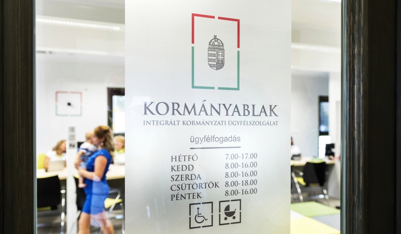 2500-an mondtak fel 1 hónap alatt a közszférában