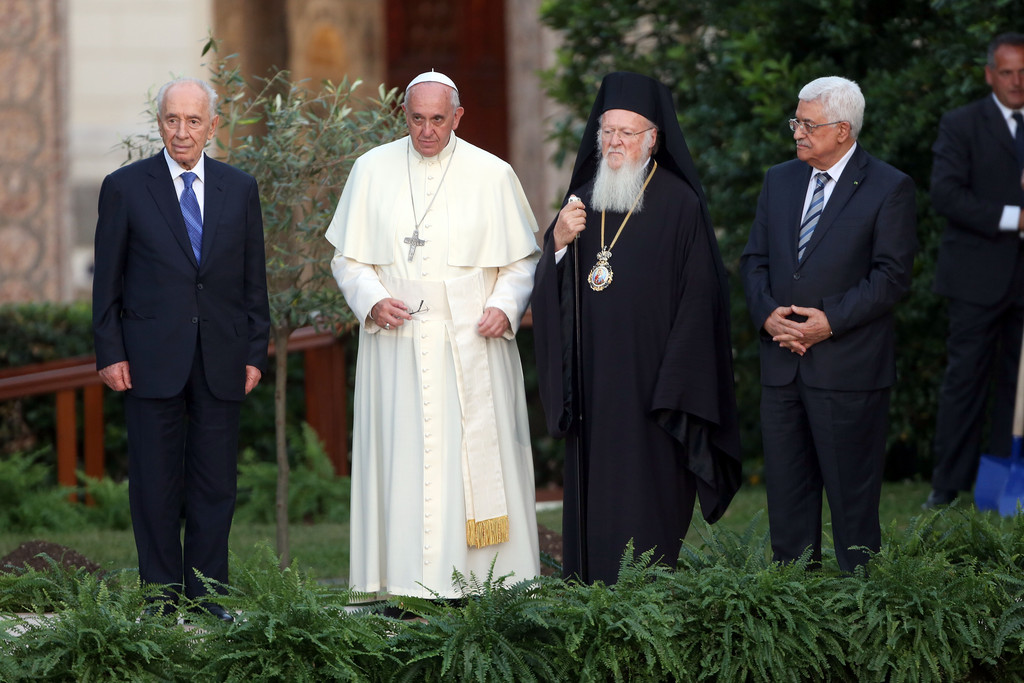 pope_francis_meets_israeli_president_shimon_3zgl3otrtrhx.jpg