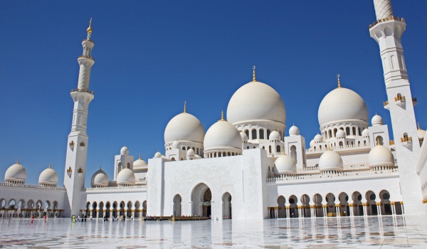 A vallási tolerancia jelképévé vált a mecset