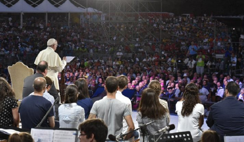 Ferenc pápa: A remény legyőzi a szenvedést