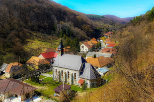 Bükkszentlászló, az üveghuták földje