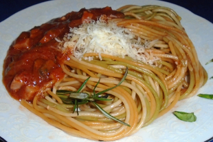 Trikolor spagetti milánói módra