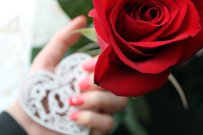 Rose, Love & a Manicure