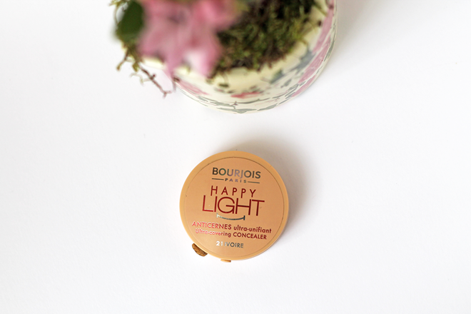 Teszt | Bourjois Happy Light korrektor