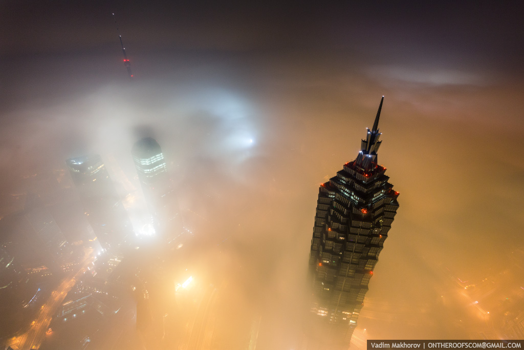 shanghai-torony-felhokarcolo-02.jpg