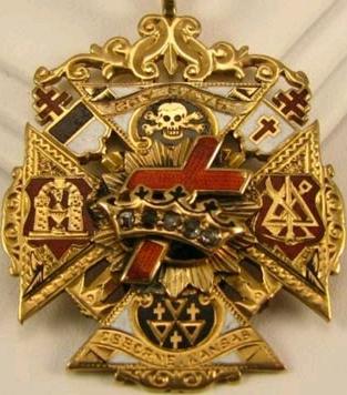 -medallion-of-york-rite-knights-templar-degree-order-of-the-templer.jpg w=233&h=301.JPG
