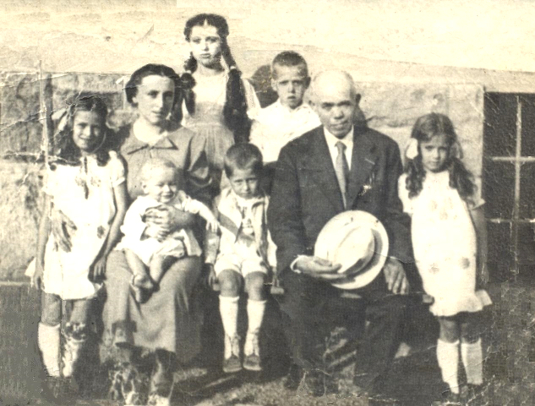 1943_familia_1.jpg