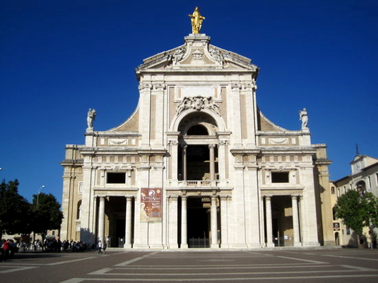 front-of-basilica_535.jpg