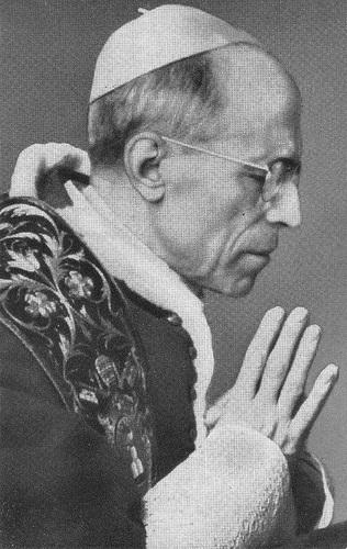 1956 XII. Pius Ima közben 8.jpg