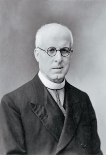 ==Padre Manuel Nunes Formigão .jpg