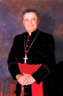 J. Ulises Macias S.Arzobispo.jpg