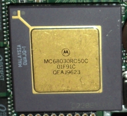 Motorola-MC68030RC.jpg