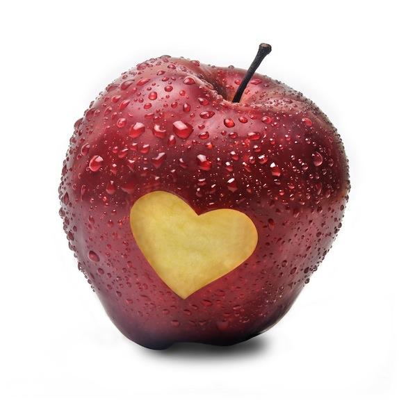 apple-love.jpg