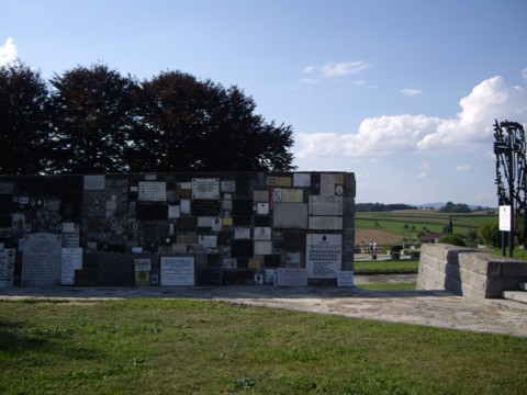 mauthausen16.jpg