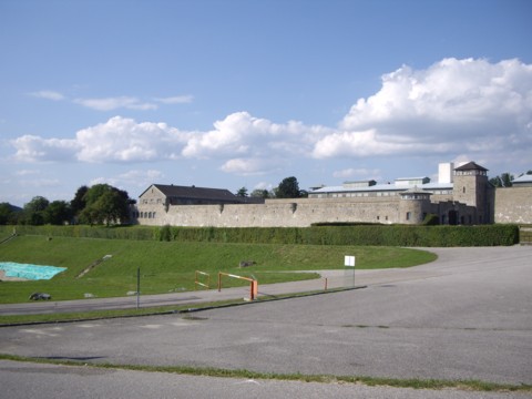 mauthausen2.jpg