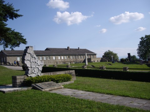 mauthausen23.jpg