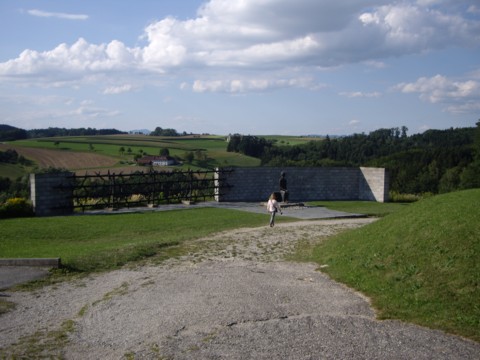 mauthausen24.jpg