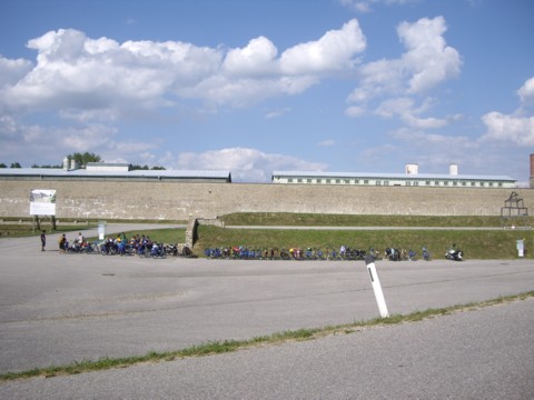 mauthausen3.jpg