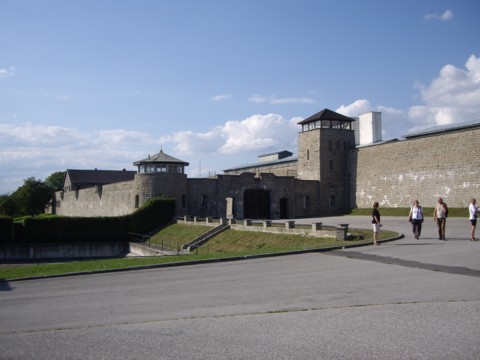 mauthausen6.jpg
