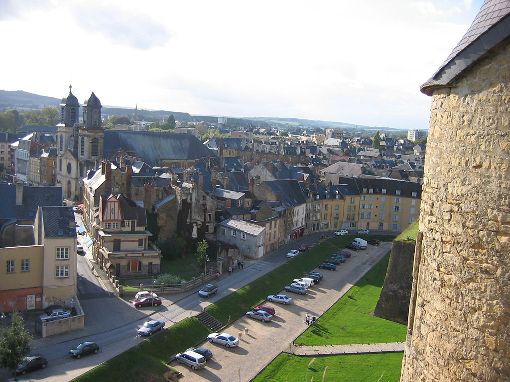 -ville_de_sedan_ardennes_franciaorszag_foto_henri_docquin.JPG