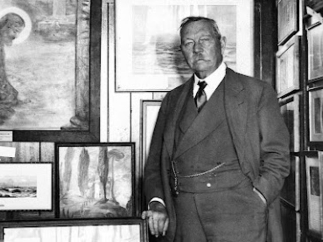 A SHERLOCK HOLMES-KÖNYVEK ÍRÓJA FIA ELVESZTÉSE UTÁN A SZELLEMVILÁG HÍVE LETT