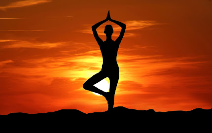 yoga-3426151_1920.jpg