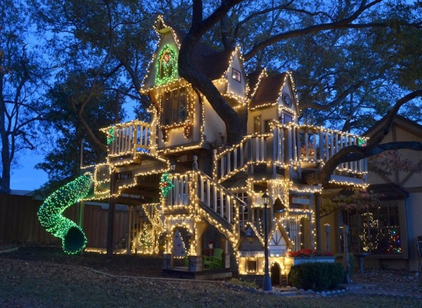 christmas-lights-on-tree-house.jpg
