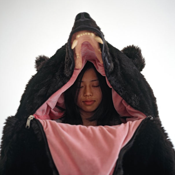 bear-sleeping-bag-eiko-ishizawa-7.jpg