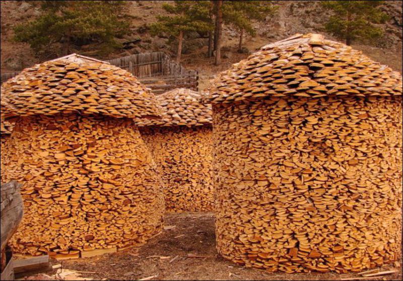 firewood_stack_10.jpg