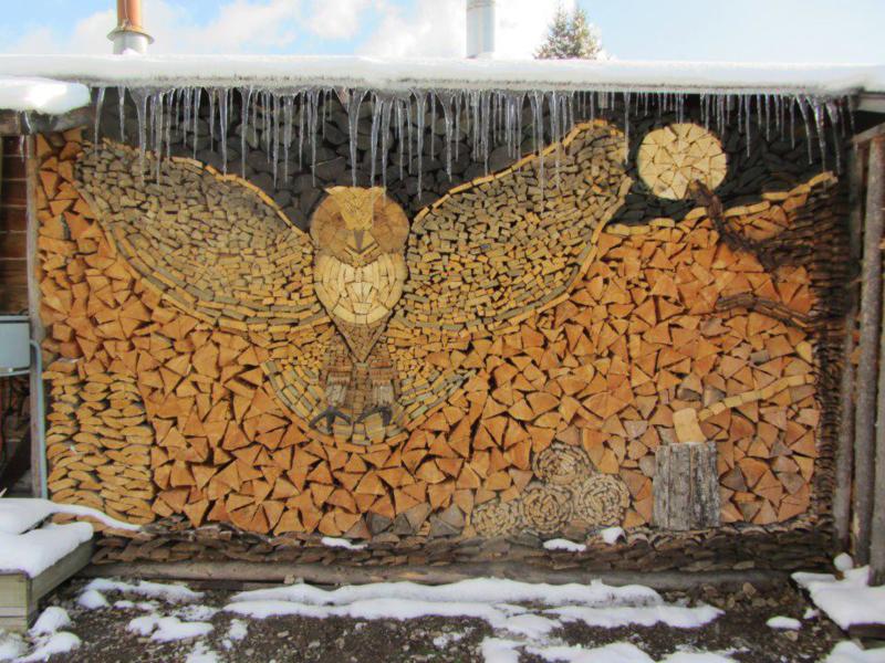 firewood_stack_4.jpg