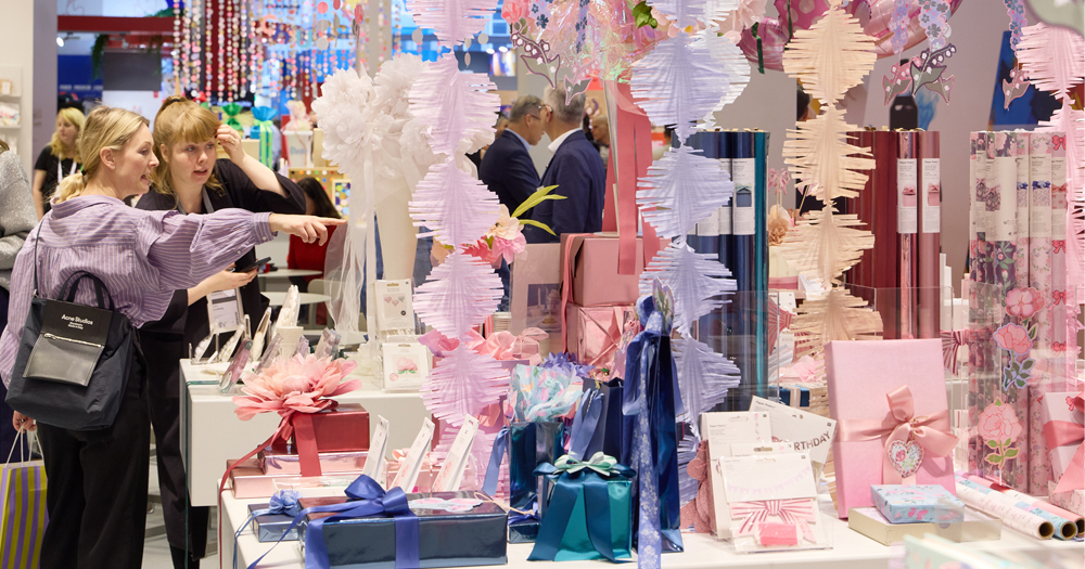 Erős szakmaközi hálózatok, célzott kapcsolatépítés - és egy premier