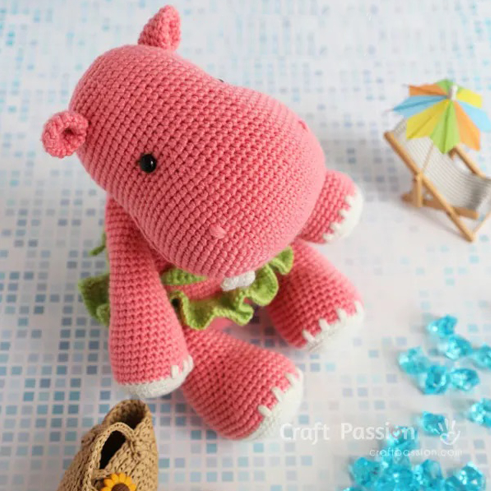 crochet-hippo-amigurumijpg.jpg