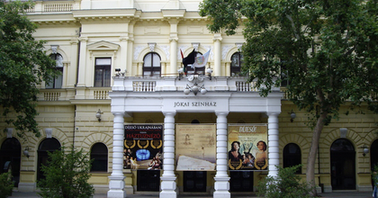Színháztörténeti vetélkedőt hirdet a békéscsabai színház