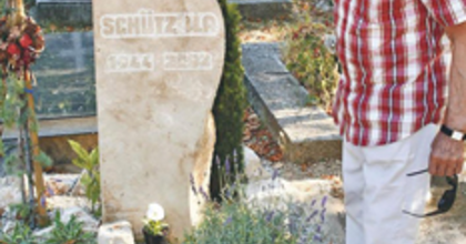 Rendbetették Schütz Ila sírhelyét