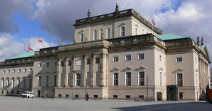 Csak 2015-ben nyílhat meg a Berlini Állami Operaház