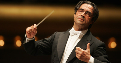 Riccardo Muti januárban visszatér a milanói Scalába