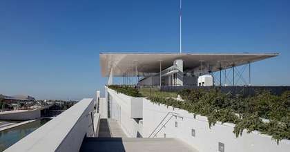 Egyszerre operaház és nemzeti könyvtár - Új koplexum nyílt Athénban